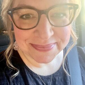 Meet your Posher, Heather